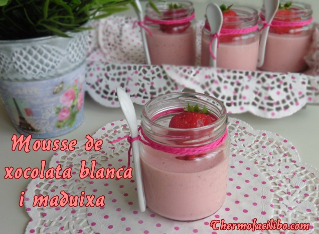 Mousse de xocolata blanca i maduixa (2)