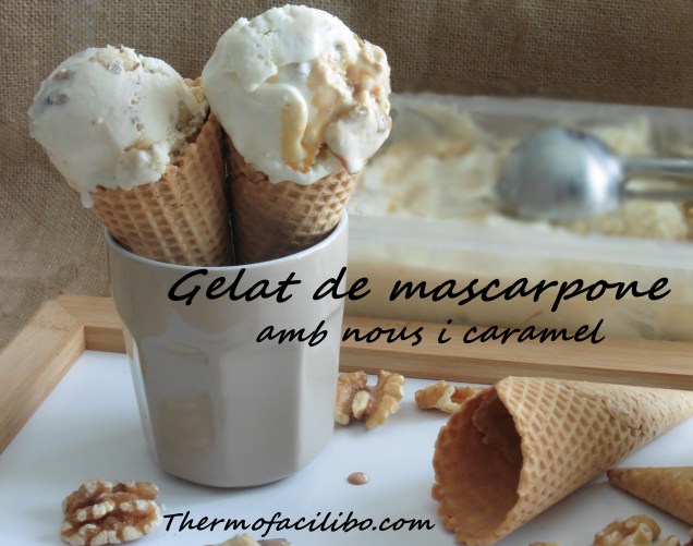 Gelat de mascarpone amb nous i caramel
