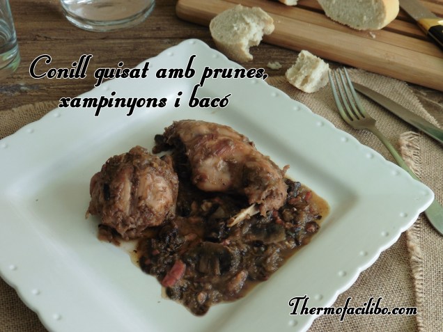 conill-guisat-amb-prunes-xampinyons-i-baco-1