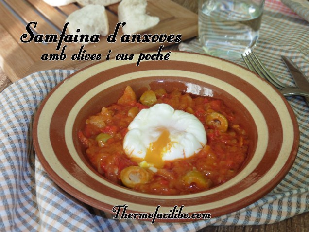 samfaina-danxoves-amb-olives-i-ous-poche