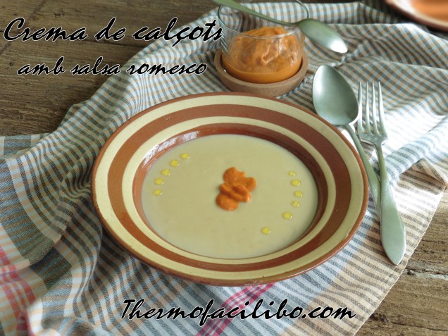 Crema de calçots amb salsa romesco.