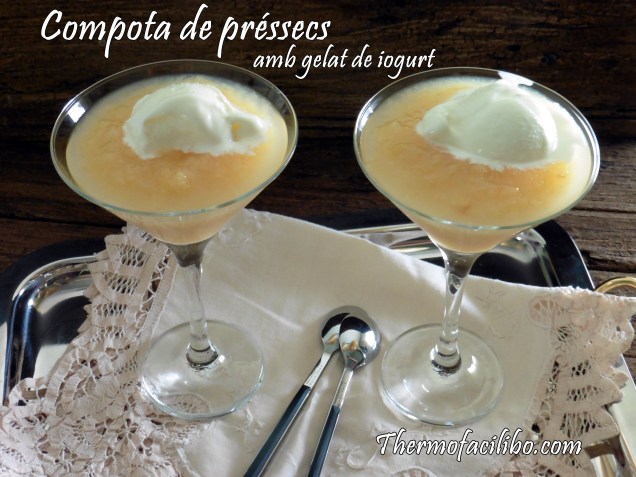 Compota de préssecs amb gelat de iogurt.2