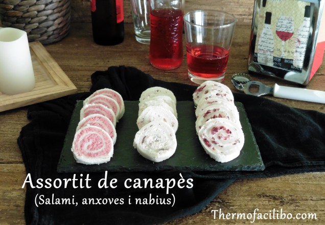 Assortit de canapès .