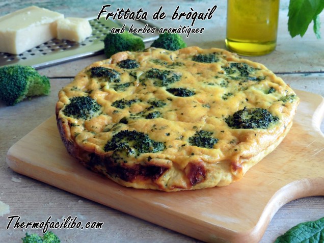 Frittata de bròquil amb herbes .