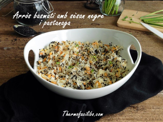 Arròs basmati amb sèsam negre i pastanaga