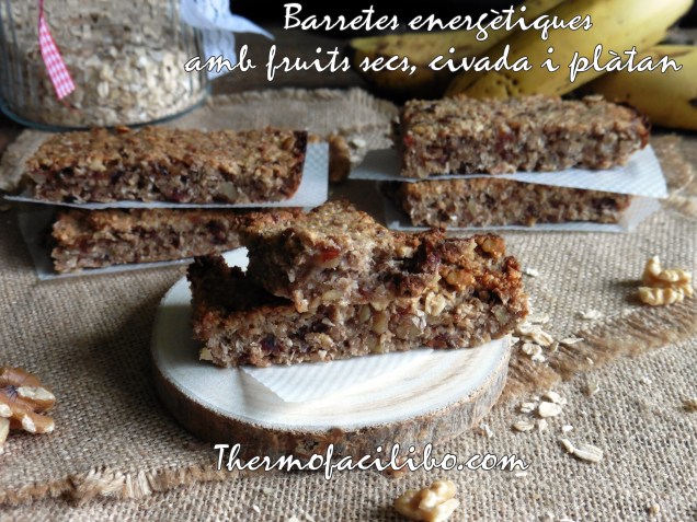 Barretes energètiques amb fruits secs, civada i plàtan.2