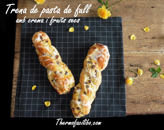 Trena de pasta de full amb crema i fruits secs.2