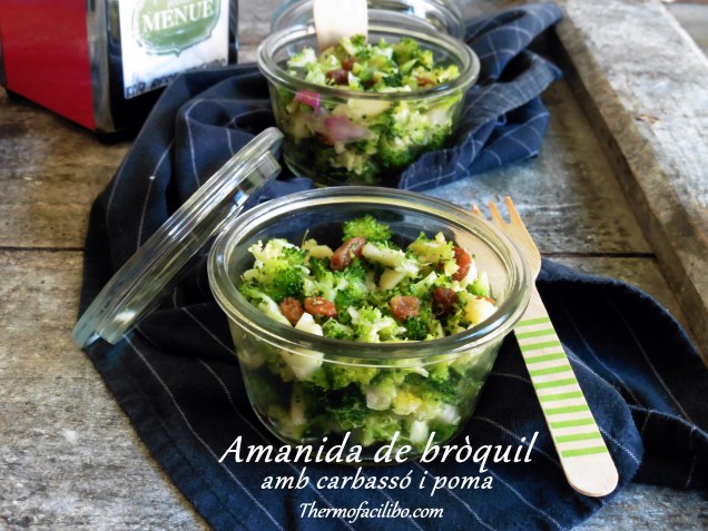 amanida de bròquil amb carbassó i poma++